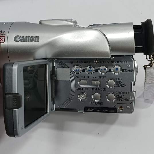 Pair of Camcorders Canon Elura 65 & Sharp Viewcam VL-H860 w/ Accessories In Case image number 3