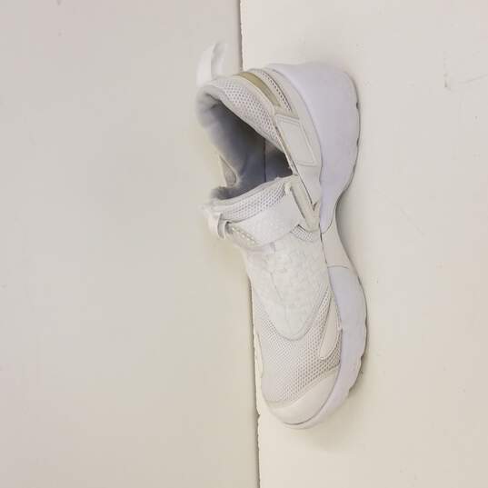 Air Jordan Trunner LX Sneaker Men's Sz.8.5 White image number 2