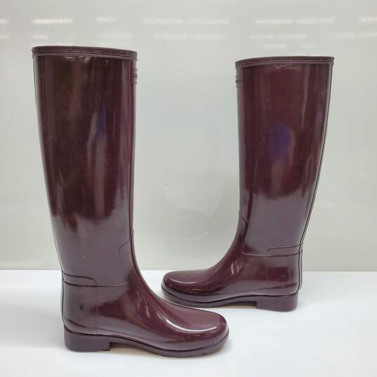 WOMEN'S HUNTER 16in BURGUNDY RUBBER BOOTS SIZE 5 image number 2