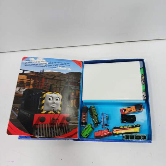 Thomas and Friends My Busy Book w/ Toys & Playmat image number 4