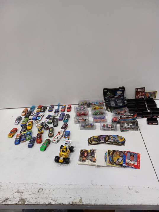 6LB Bulk Lot of Assorted Toy Cars, Stands, & Trading Cards image number 1