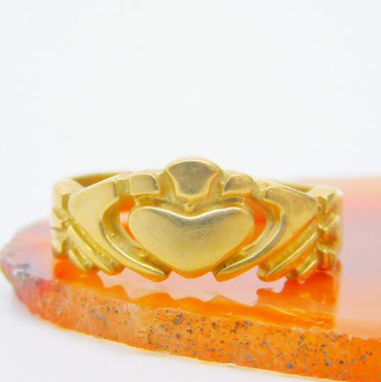 Men's 10K Yellow Gold Irish Claddagh Ring 5.0g image number 1