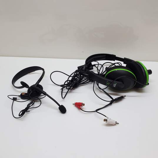 Gaming Headset For Microsoft Xbox Set of 2- For Parts/Repair image number 1