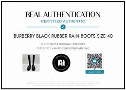 AUTHENTICATED BURBERRY RUBBER RAIN BOOTS EURO SIZE 40 alternative image