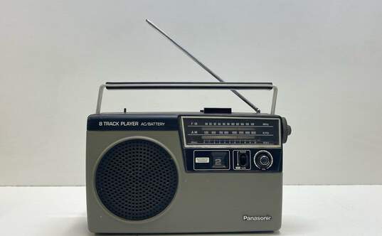 Panasonic RQ-832DS Vintage 8 Track Tape AM/FM Boombox image number 1