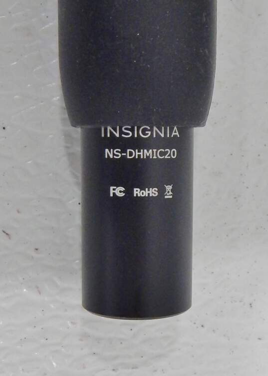 Insignia Brand NS-DHMIC20 Model Handheld Reporter Style Microphone w/ Accessories image number 4