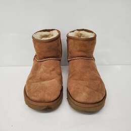 UGG WM's Classic Mini II Ankle Tan Suede Boots Size 9 alternative image