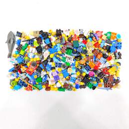 9.2 Oz. LEGO Miscellaneous Minifigures Bulk Lot