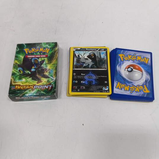 Pokemon Trading Cards in 2  Lunch Boxes image number 5