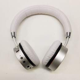Puro Sound Labs Headphones with Case alternative image