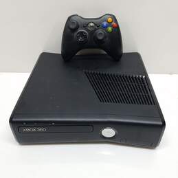 Microsoft Xbox 360 Slim 4GB Console Bundle Controller & Games #6 alternative image