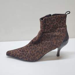 Donald Pliner Animal Print Leather Upper Boots Women Sz 9.5 alternative image
