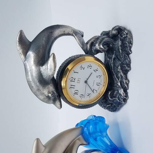 Collectible Dolphin & Fish Themed Desk & Room Clock Bundle 3 Pcs image number 4