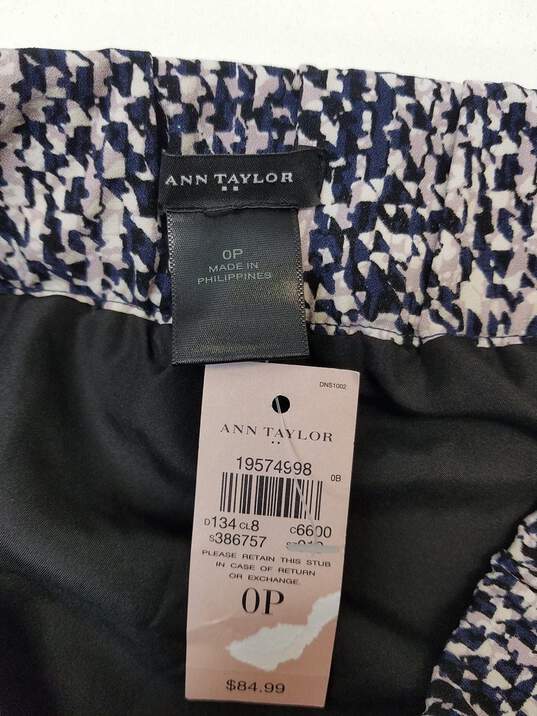 Ann Taylor Women's Pull On Skirt Size 0P image number 2