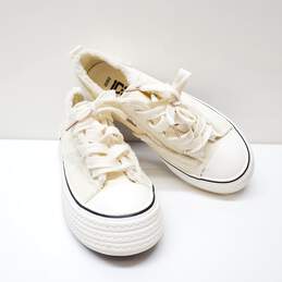 WDIRARA Women's Raw Trim Lace Up Canvas Shoes Low Top Sneakers Casual Shoes Sz 6