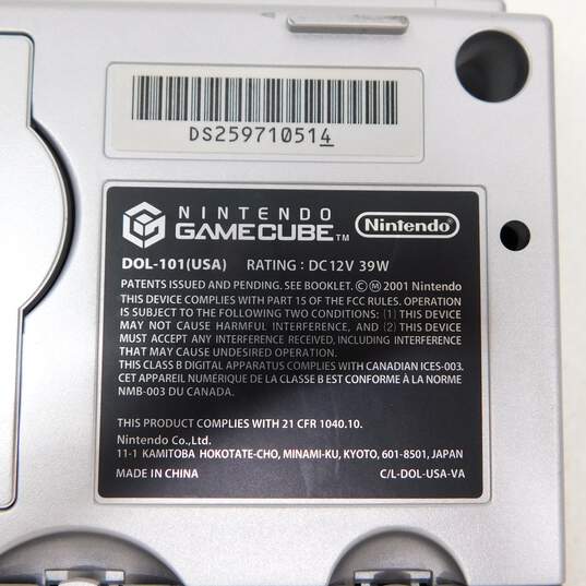 Nintendo GameCube w/ 5 Games Pac-Man Vs. image number 10