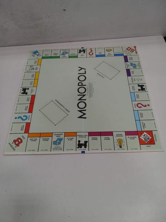 `Vintage Monopoly w/Hard Case image number 3