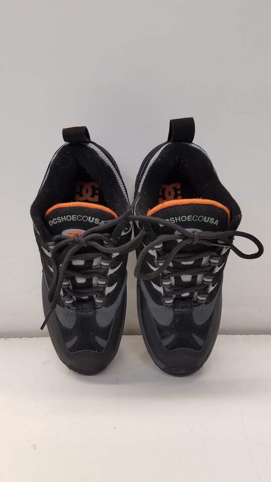 Men's DC SHOES LUKODA OG Size 6 Black/Grey/Orange Skateboarding Shoes image number 6