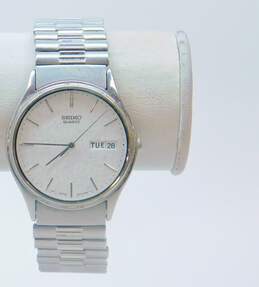 Vintage Seiko Quartz Silver Tone Day Date Men's Watch 52.6g