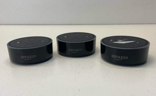 Lot of 3 Amazon Echo Dot (2nd Generation) image number 1