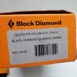 BLACK DIAMOND CLIMBING SKINS WITH BOX alternative image