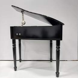 Melissa & Doug Learn-To-Play Classic Grand Piano w/ Stool alternative image