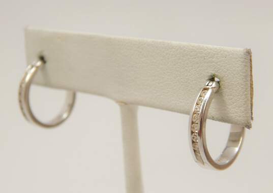 14K White Gold 0.24 CTTW Diamond Hoop Earrings 3.8g image number 3