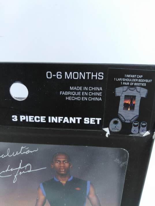 Michael Jordan 3 Piece Infant Set image number 5