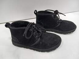 Women's Ugg Size 8 Black Shoes alternative image