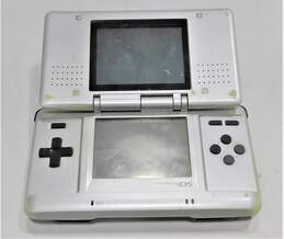 Original Nintendo DS For Parts/Repair alternative image