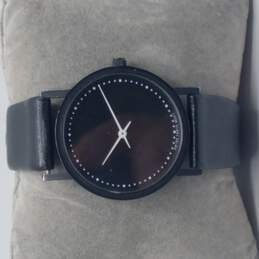 YAFA Design Black Dial 32mm Watch alternative image