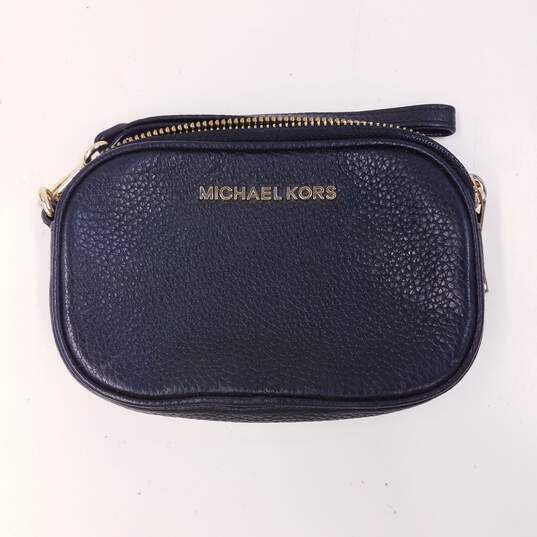 Michael Kors Double Compartment Pebbled Leather Wristlet Black image number 1