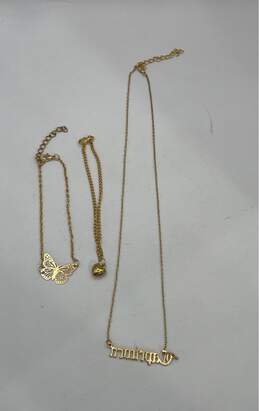 Set Of 3 Pcs Womens Gold Tone Pendant Necklace & Bracelets 9.7g JEWMR3P85-A