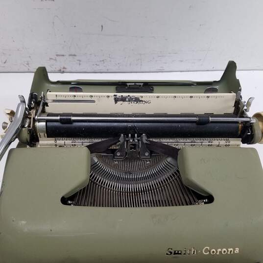 Smith-Corona Sterling Typewriter image number 8