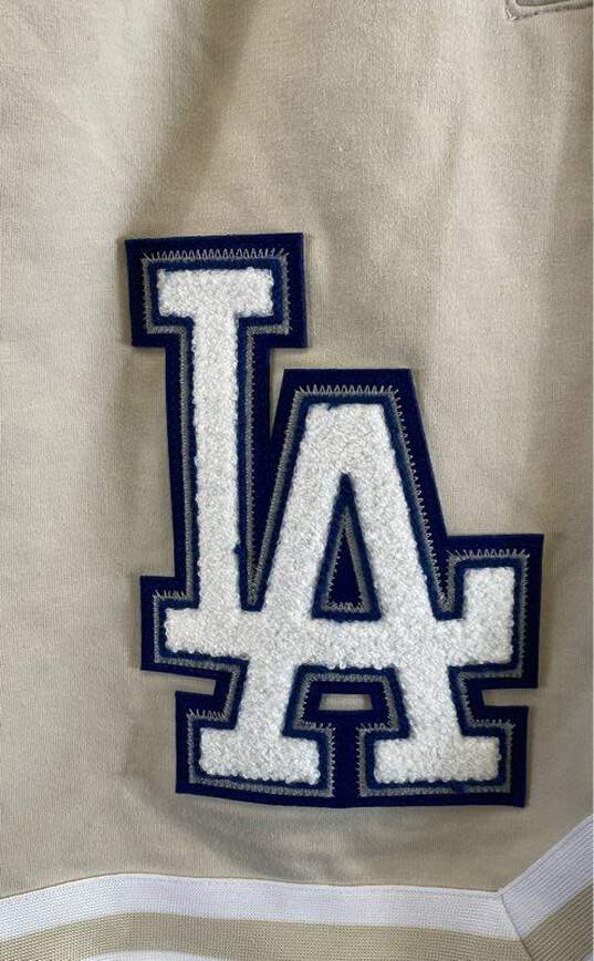 New Era MLB Men's Beige LA Dodgers Active Shorts- L NWT image number 3
