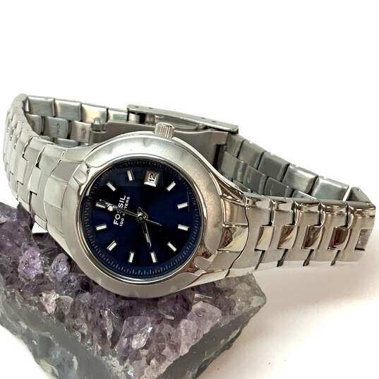 Designer Fossil PR-1690 Silver-Tone Strap Round Blue Dial Analog Wristwatch image number 1