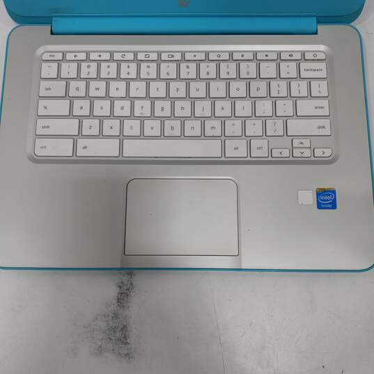 Teal Blue HP Chromebook Model 14-q03wm image number 3