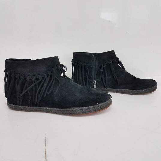 Ugg Shenendoah Black Shoes Size 9.5 image number 1