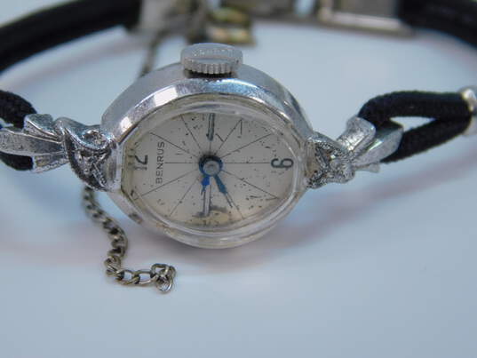 Ladies Vintage R.G.P. Wittnauer Benrus & Sovereign Jeweled Watches 38.7g image number 4