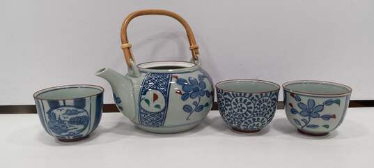 Asian Four-Piece Tea Set image number 1