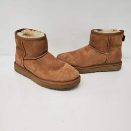 UGG WM's Classic Mini II Ankle Tan Suede Boots Size 9