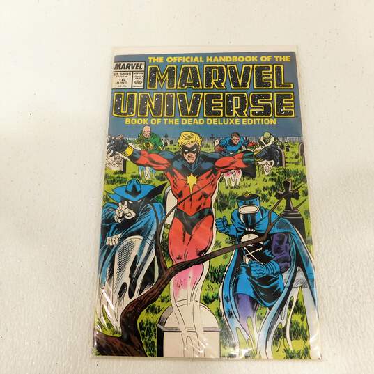 Marvel Copper Age Official Handbook of the Marvel Universe Comic Lot image number 10