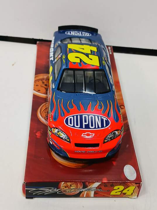 Collectable Nascar cars image number 3