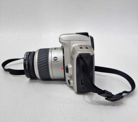 Minolta Maxxum QTsi Film Camera with Lens image number 2