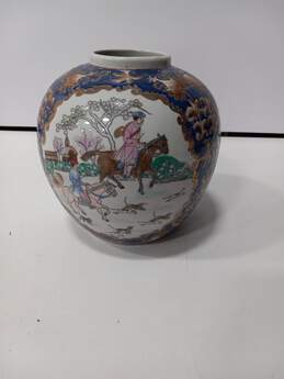 WBI Oriental Hand Painted Vase