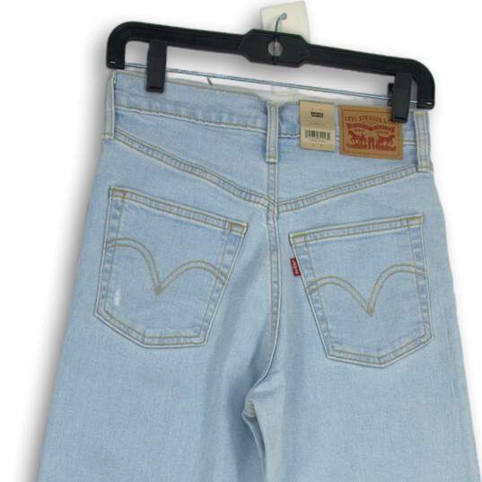 NWT Womens Light Blue Denim Distressed Ribcage Straight Ankle Jeans Size 26x27 image number 4