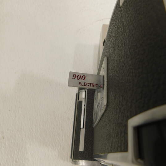 Polaroid 900 Electric Eye Folding Handheld Land Camera W/ Case & Light image number 13