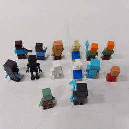 14pc Bundle of Assorted Lego Minecraft Minifigures alternative image