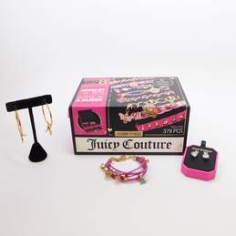 Juicy Couture Glamour Jewelry Box Kit w/Bracelet & Earrings 1.1lbs