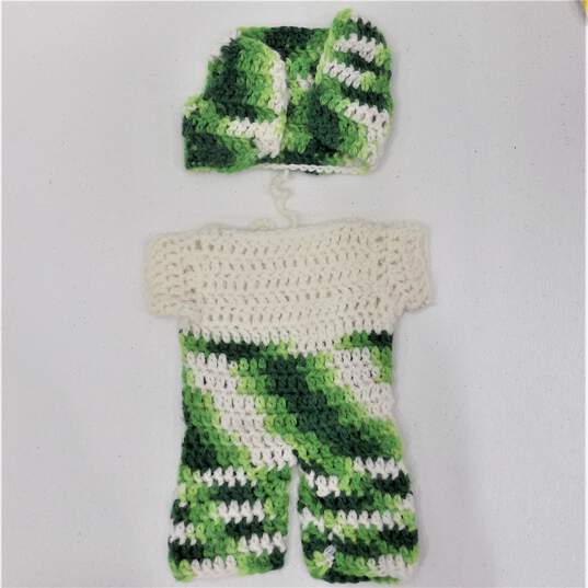 Vintage Handmade Knit & Crocheted Baby & Doll Clothing image number 11